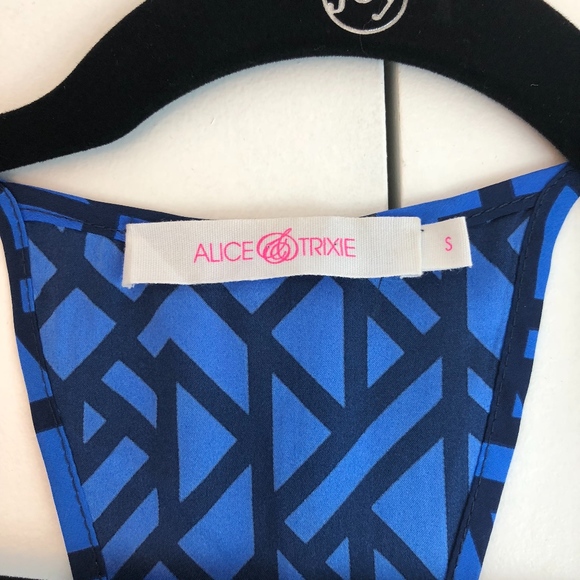 Alice & Trixie Blue Geometric Maxi Dress - Picture 3 of 6